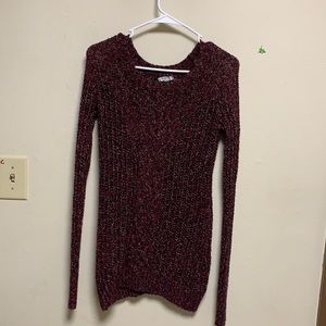 Burgundy knit top
